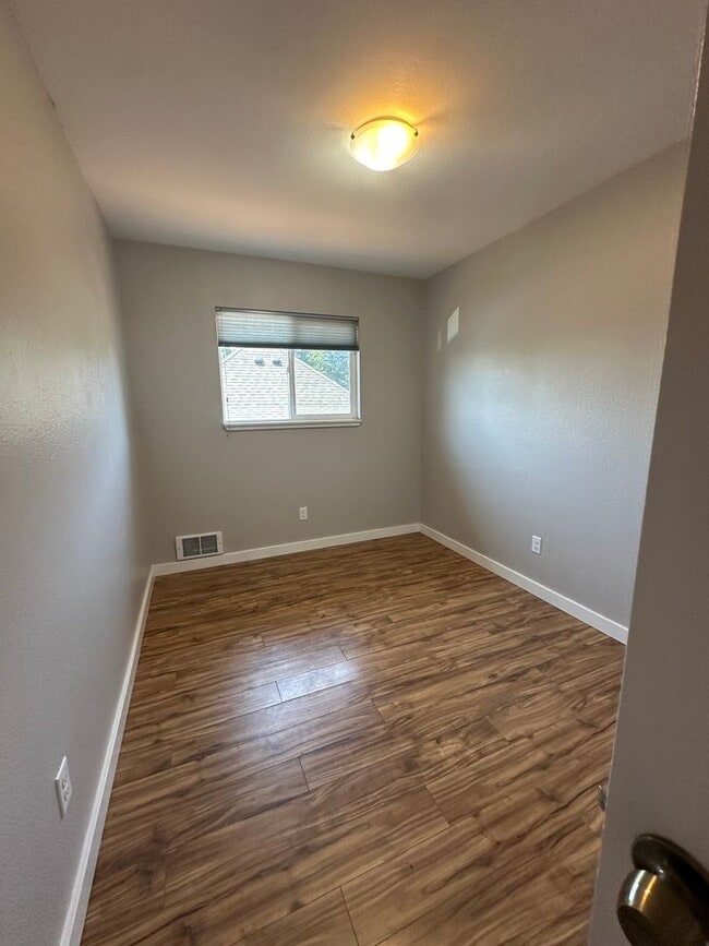 Building Photo - Wonderful Ranch Style Home in Camas!