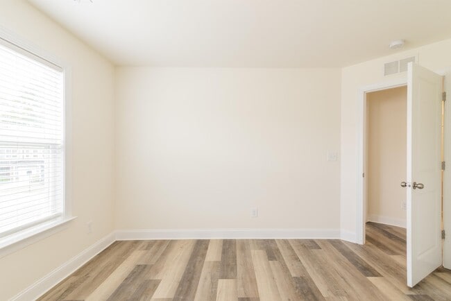 Building Photo - 2148 Bexar Trl