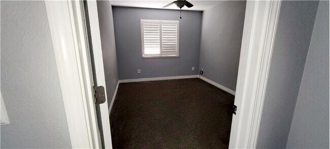 Building Photo - 1570 Barkley Ln