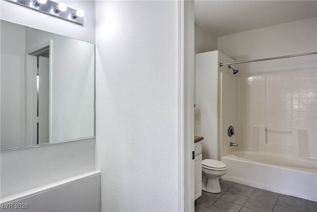 Building Photo - 8250 N Grand Canyon Dr