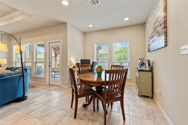 Building Photo - 6308 Southern Cross Dr