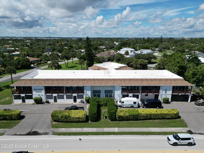 Primary Photo - 1318 S Miramar Ave