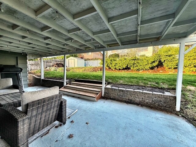 Building Photo - 318 E 28th St