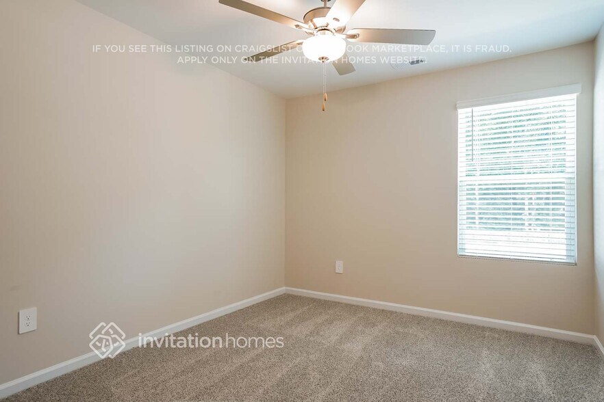 Building Photo - 950 Greenville Wy