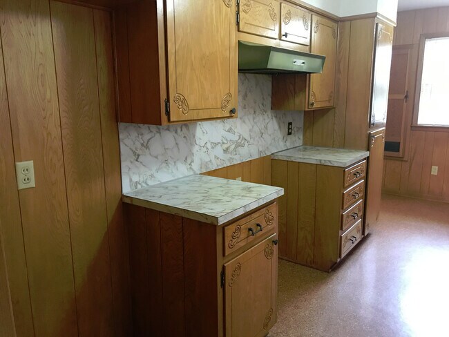 Building Photo - 13001 Woodway Dr