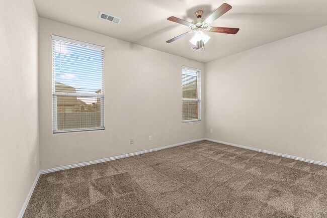 Building Photo - 6621 Hall of Fame Blvd