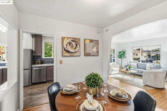 Building Photo - 1565 Fir Ave