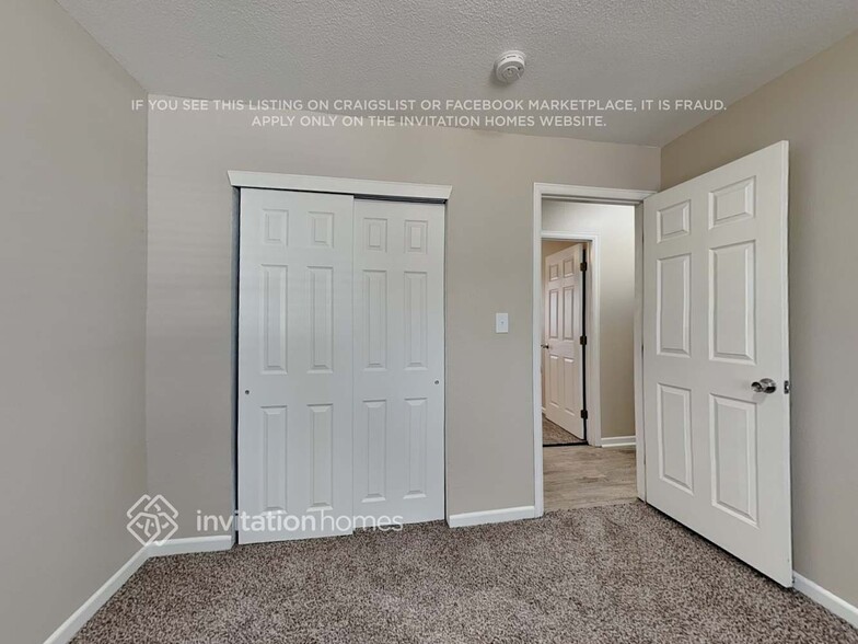 Building Photo - 7025 Burroback Ct