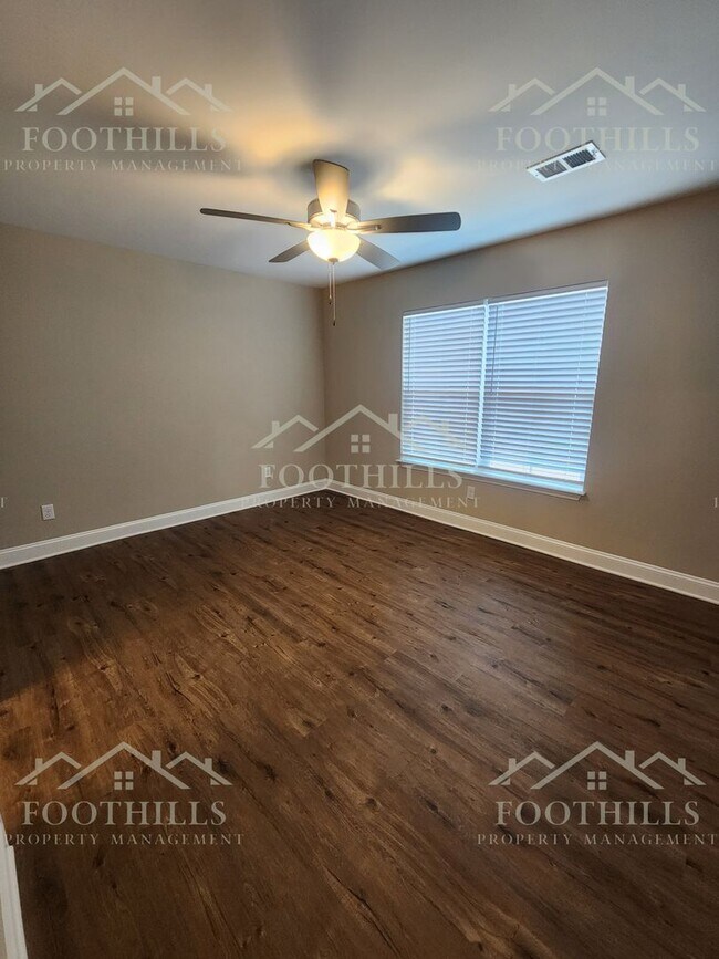 Building Photo - 113 Cypress Run