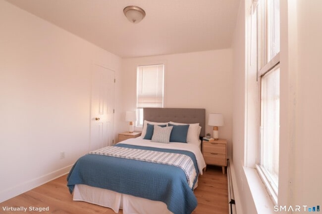 Building Photo - 117 Lamberton St