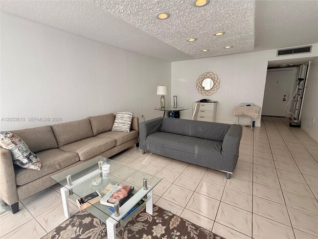 Building Photo - 5838 Collins Ave