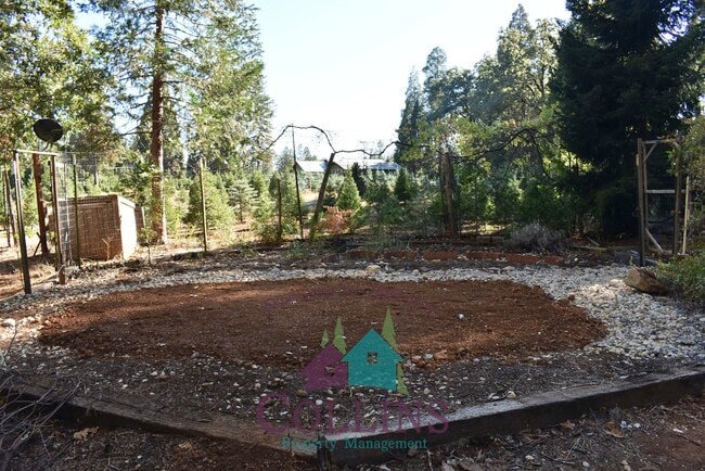 Building Photo - 11071 Cedar Ridge Dr