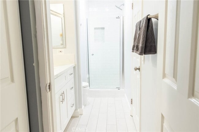 Building Photo - 4705 Kester Ave