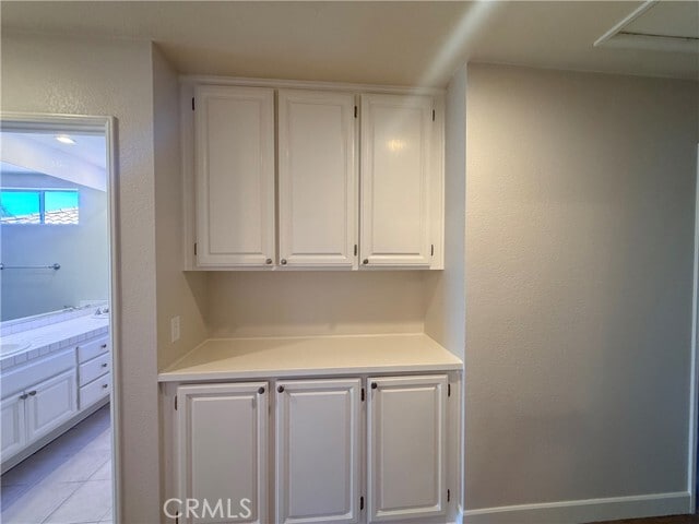 Building Photo - 24946 Eaton Ln