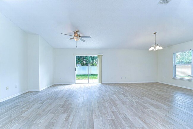Building Photo - 18303 Elmhurst Ln