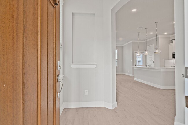 Building Photo - 11407 Blossom Sq St