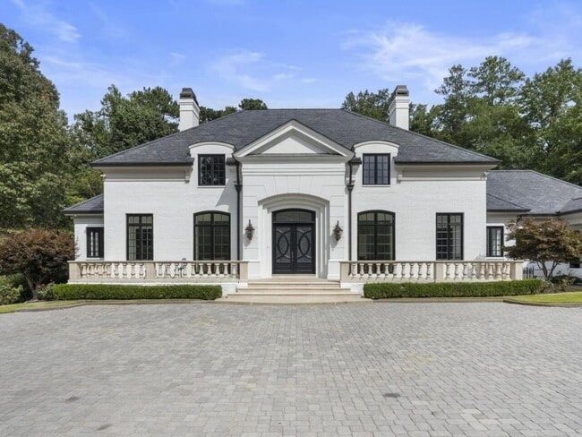 Building Photo - 997 Davis Dr NW