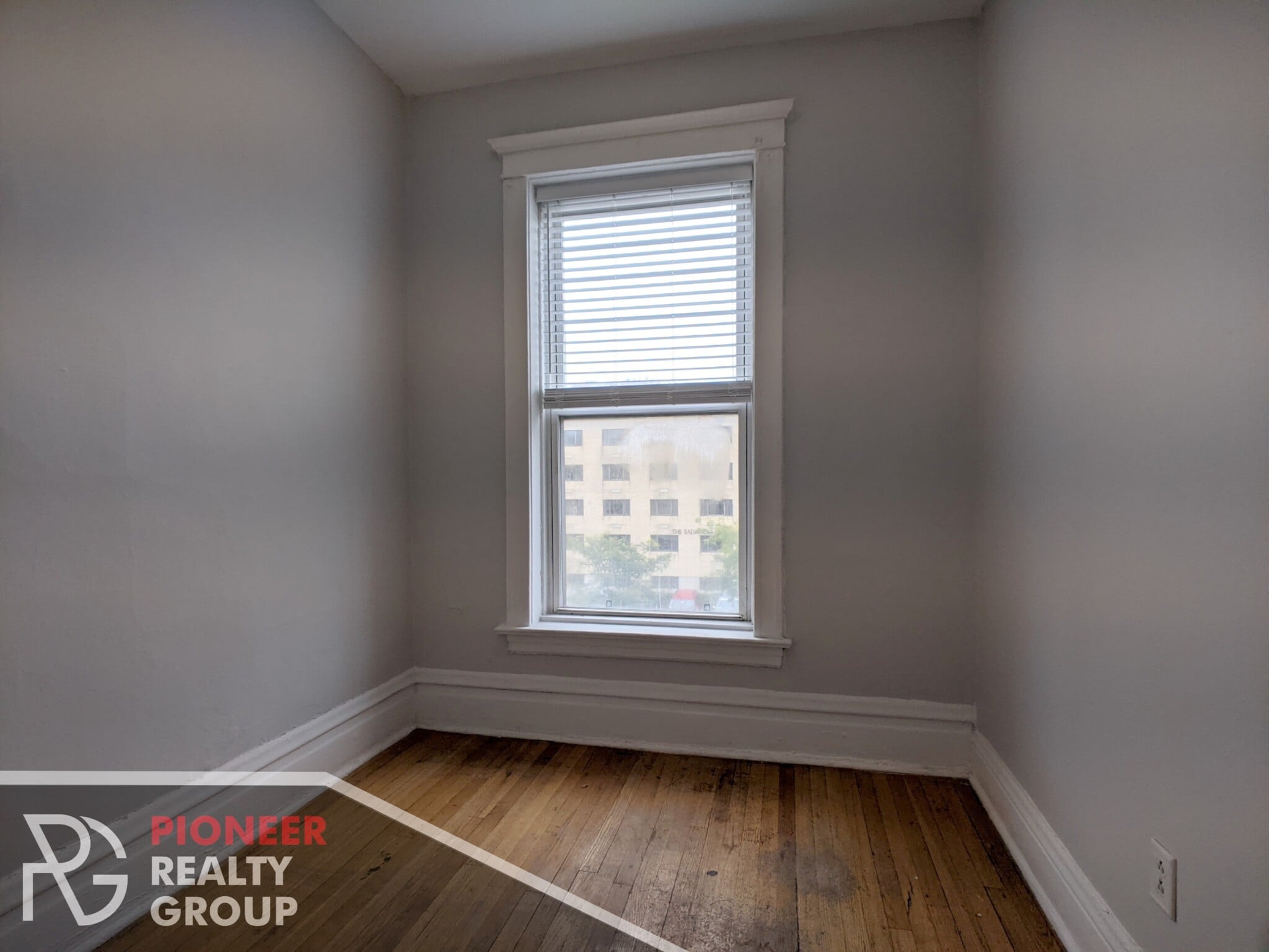 Building Photo - 3542 N Halsted St