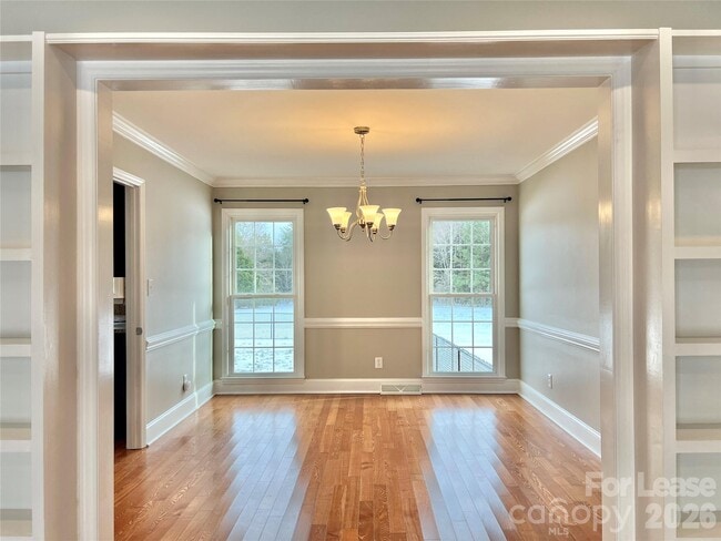 Building Photo - 8010 Silver Maple Ln