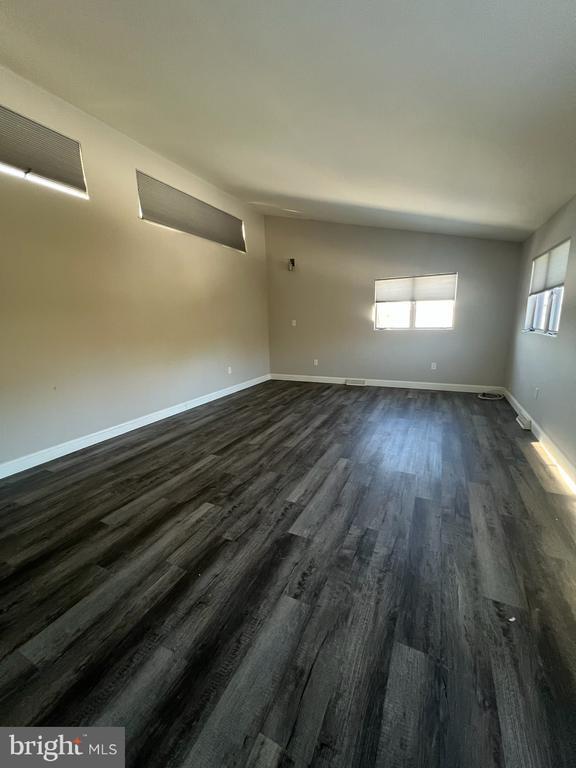 Building Photo - 1501 S Wade Blvd