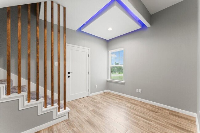 Building Photo - 12511 Savage Ct