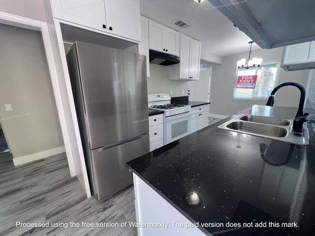 Building Photo - Nice Home For Rent