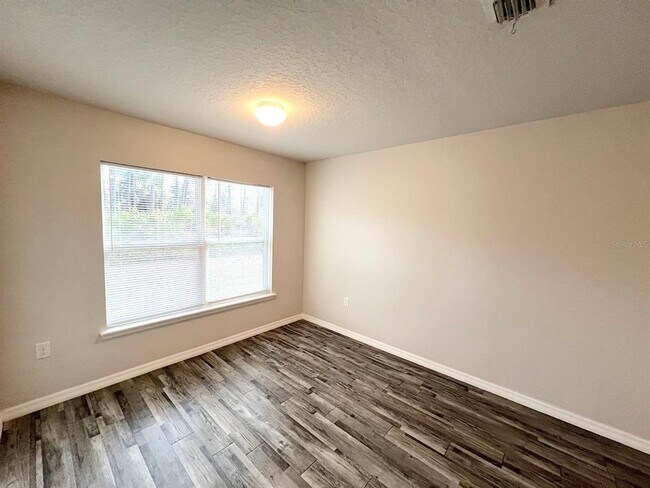 Building Photo - 155 Ullian Trail