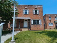Building Photo - 1718 Yakona Rd