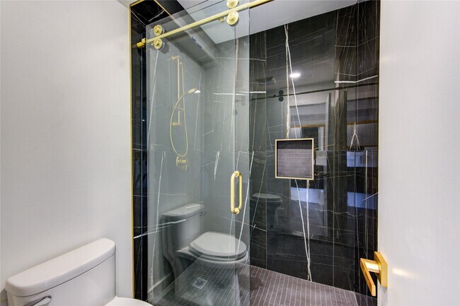 Building Photo - 7612 Olympia Dr