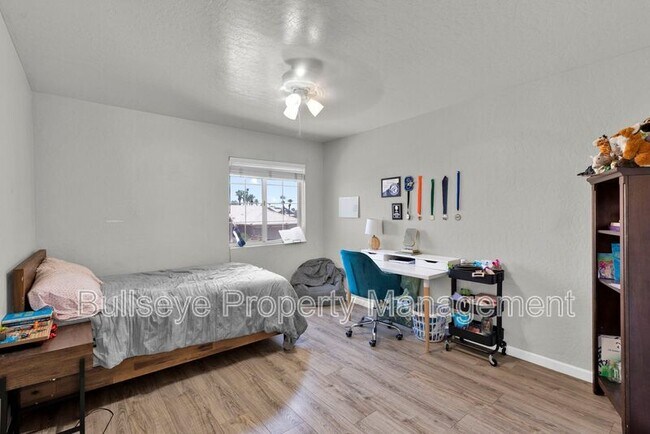 Building Photo - 809 S Lagoon Dr
