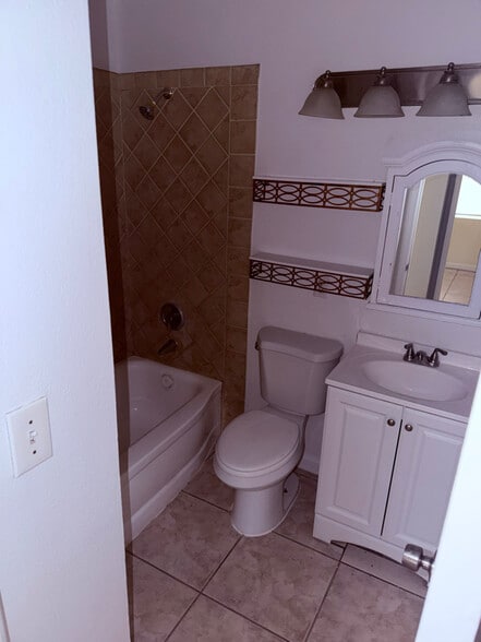 Building Photo - 5925 Marka Dr