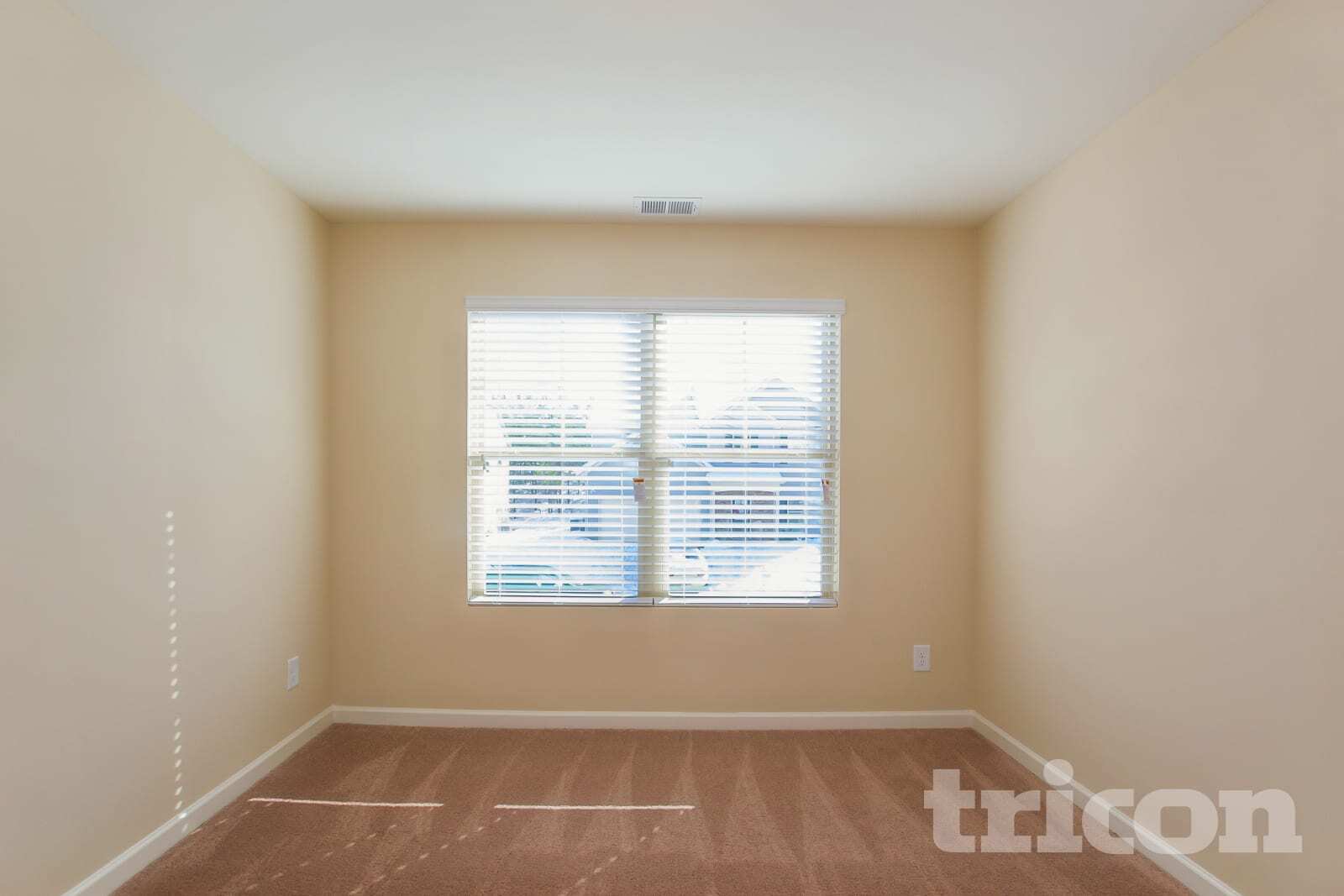 Building Photo - 457 Shady Glen