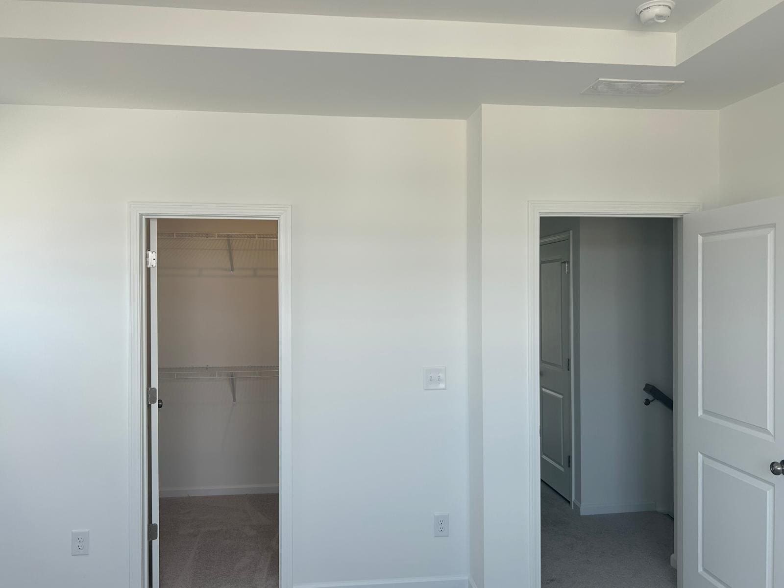 Building Photo - 9466 Senator Royall Dr