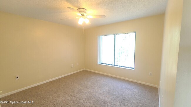 Building Photo - 6850 US-1