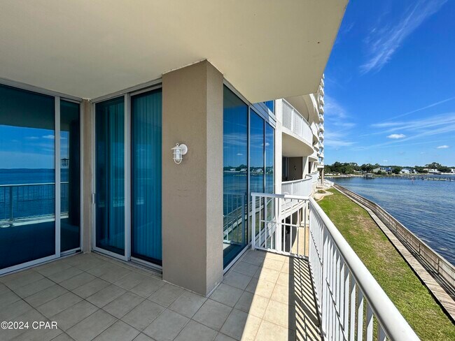 Building Photo - 6422 US-98