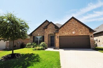 Building Photo - Wonderful 3-2-2 with Study in Northlake, N...