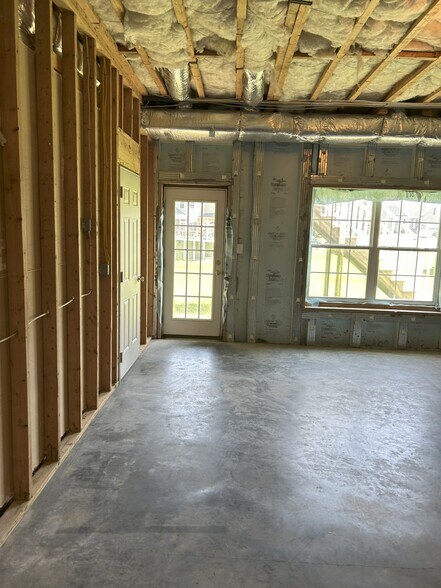 Building Photo - 8491 Ashington Way