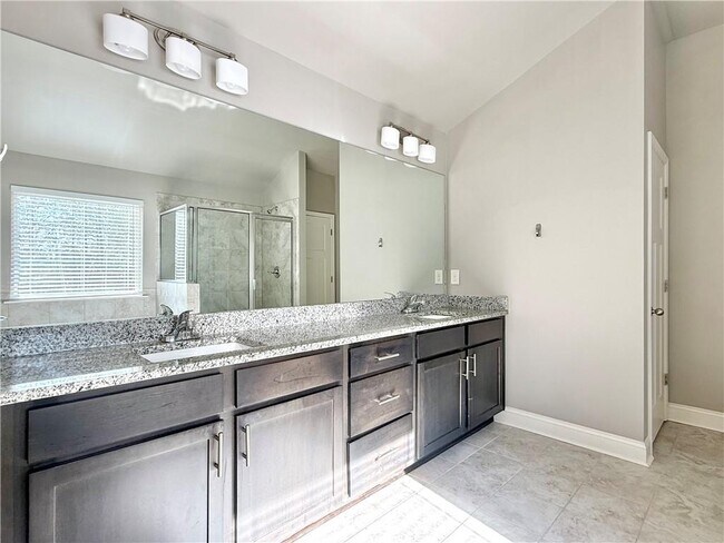 Building Photo - 1917 Castleberry Ln