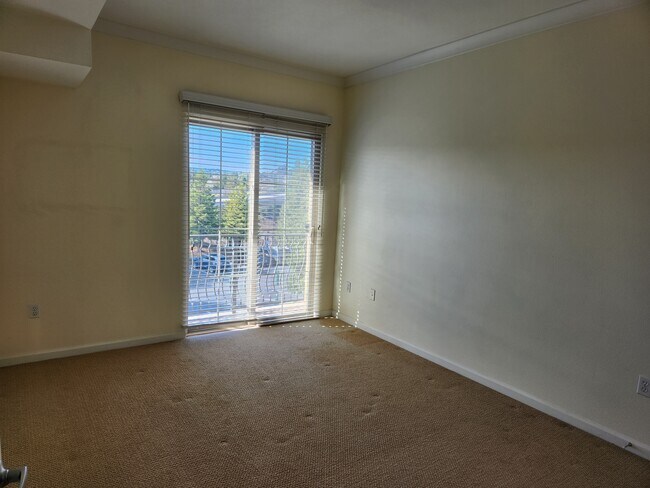 bedroom with small balcony - 1315 Alma Ave