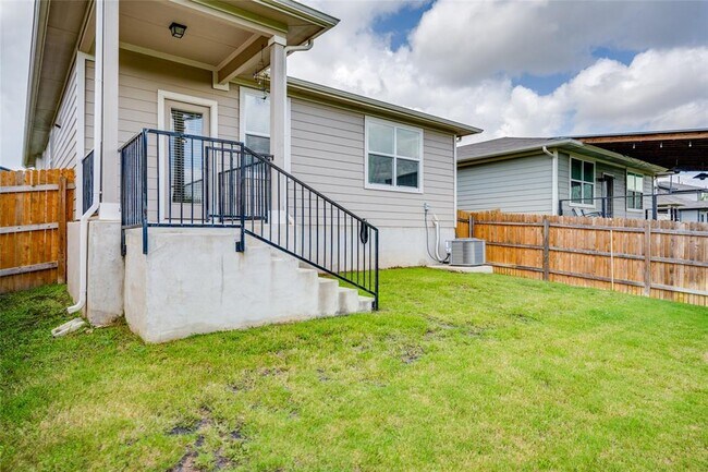 Building Photo - 8004 Linnie Ln