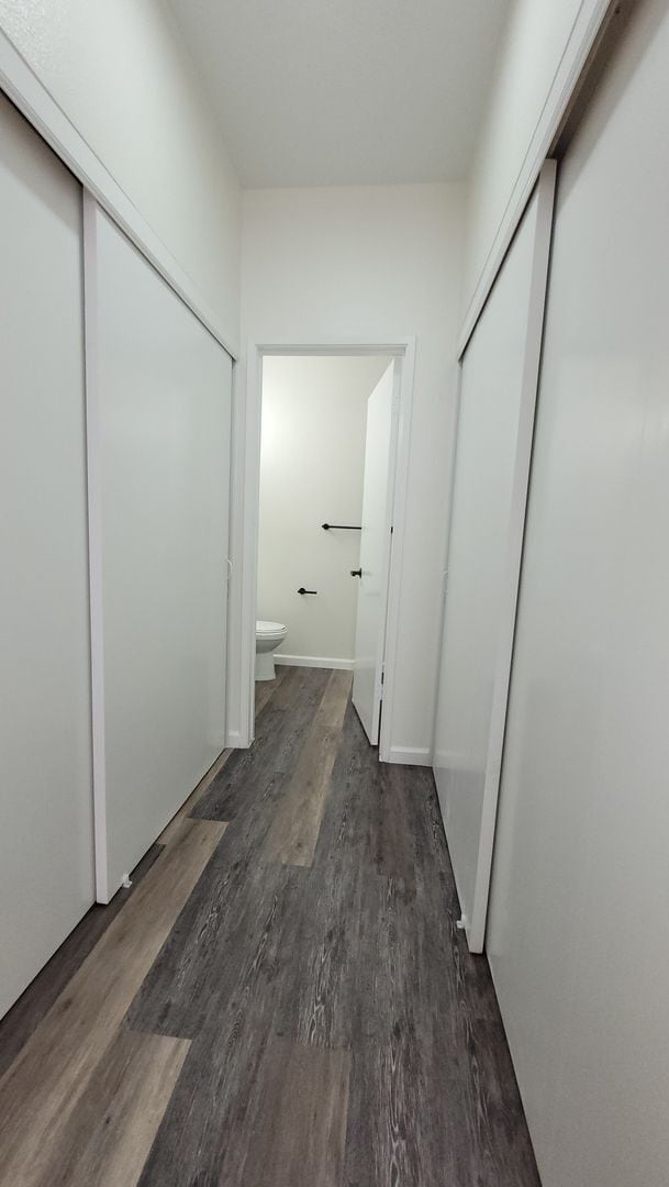 Building Photo - River Colony townhome - centrally located