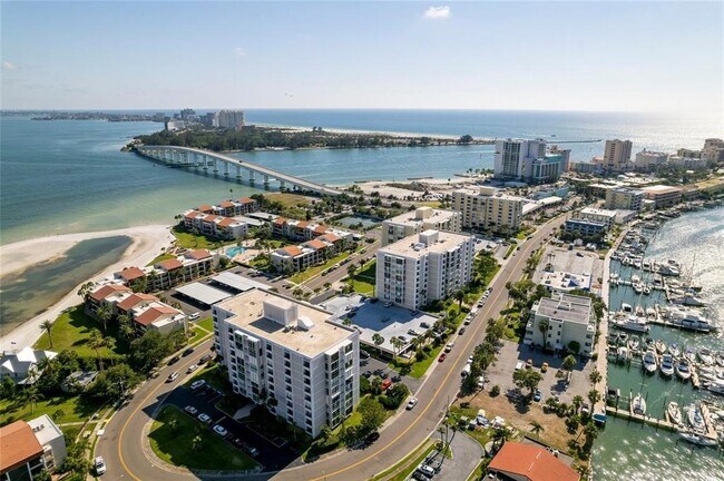 Building Photo - 855 Bayway Blvd