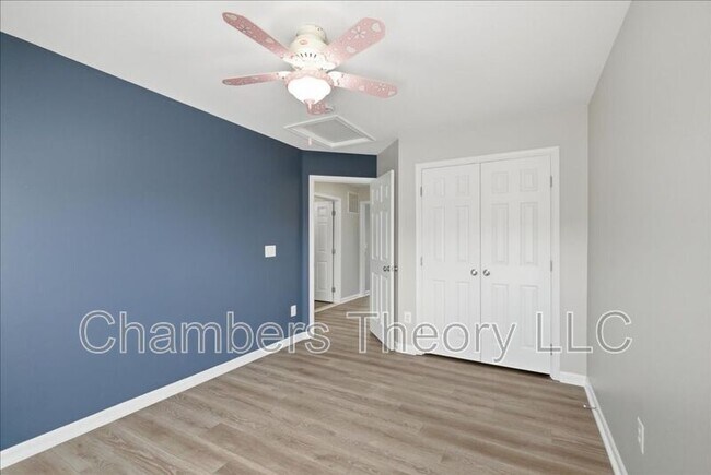 Building Photo - 42211 Marcy Way