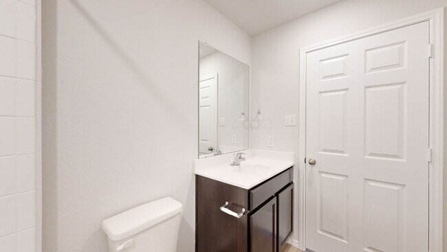 Building Photo - LIKE BRAND NEW HOUSE FOR RENT IN TROY!!!