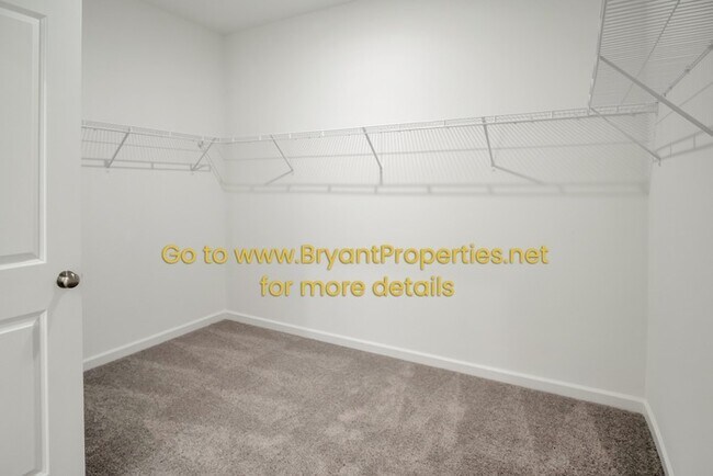 Building Photo - Gallatin - New 4-Bedroom