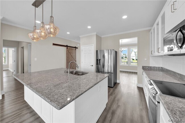 Building Photo - 15401 Adelay Ct