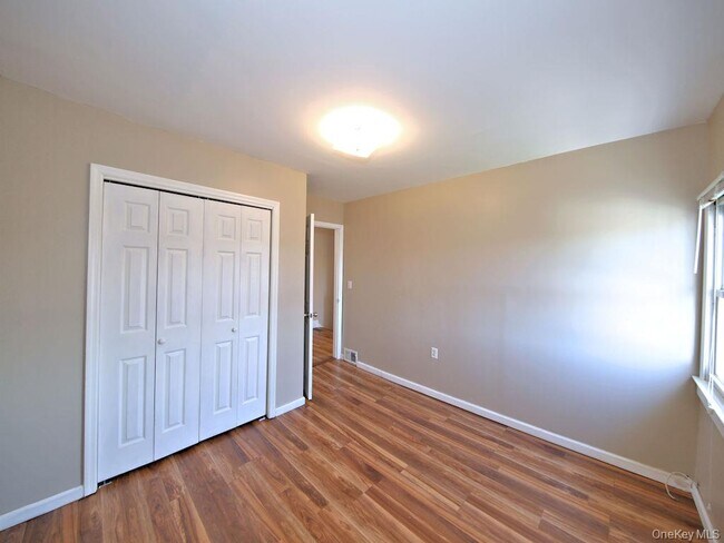 Building Photo - 504 Jefferson Ave