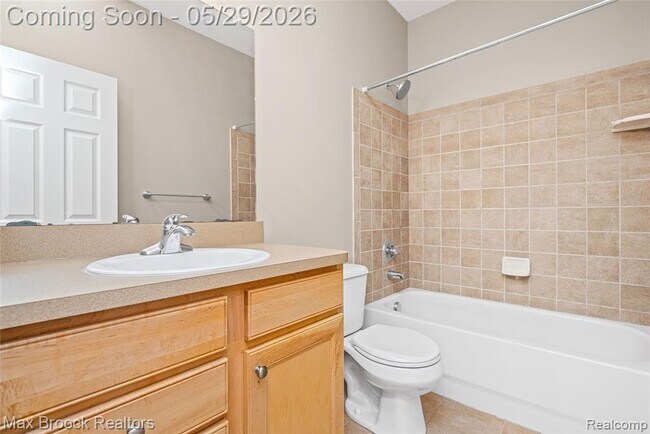 Building Photo - 420 Lewis Ct