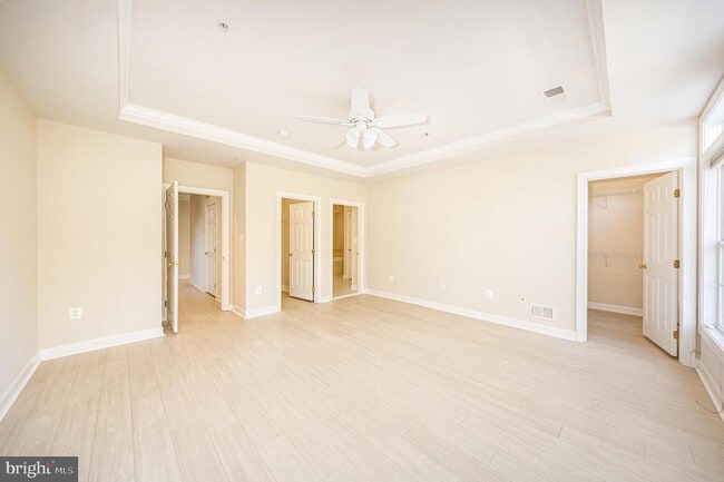 Building Photo - 3687 Spring Hollow Ln