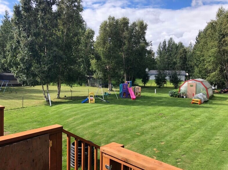 Building Photo - 2451 W Snowcrest Dr